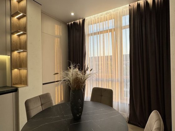 Велика та стильна 1 кімнатна квартира на 5 поверсі, жк закритого типу Вовчинець