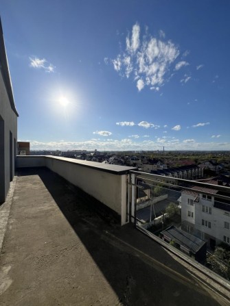 Продам 4 кімнатну квартиру з терасою 27 м.кв. - фото 1