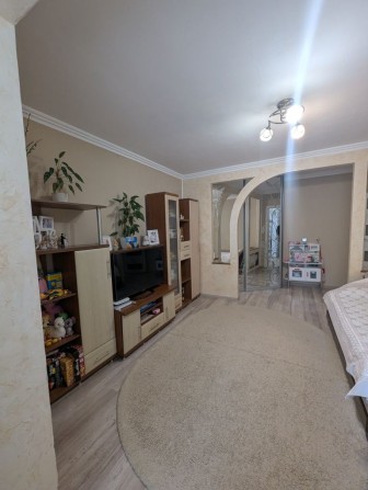 Продаю 1кімнатну квартиру з ремонтом - фото 1