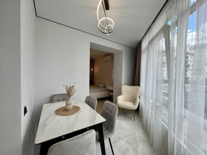 продаж 1 кім квартири поруч з озером - фото 1