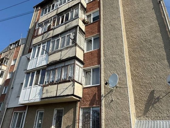 2 кімнатна квартира в м.Тисмениця. Можливий продаж по постановах!!! Тисмениця