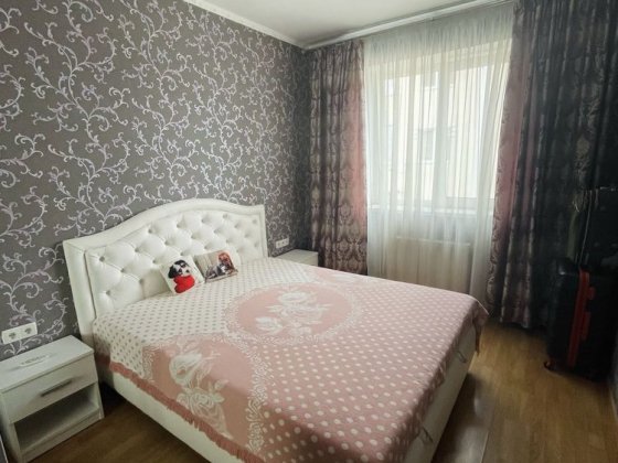 Продам двокімнатну квартиру Білогородка