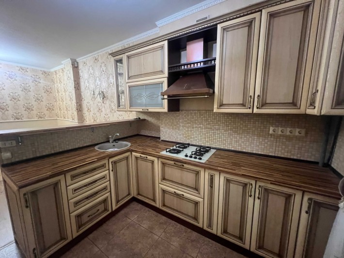 Двокімнатна квартира з ремонтом - фото 1