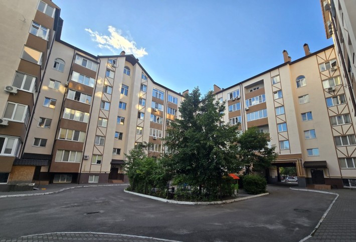 Продам 2-кім.кв 63.6, 2/6  Крюківщина "Вишнева оселя " - фото 1
