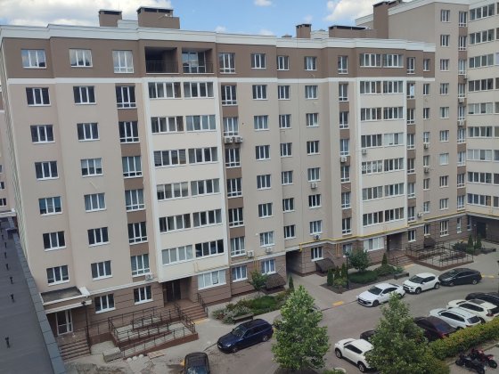 Продам 3к квартиру ЖК Озерний Гай Приозерний бульвар 5 Гатное