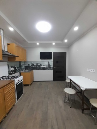 Без комісії, 1к квартира площею 49м², меблі, техніка, тепла підлога - фото 1