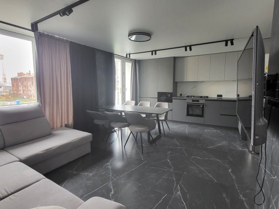 Велика дворівнева 4-к квартира з терасою, ЖК Білий Шоколад Белогородка