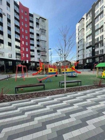 Продам Квартиру в Гатном 51кв - фото 1