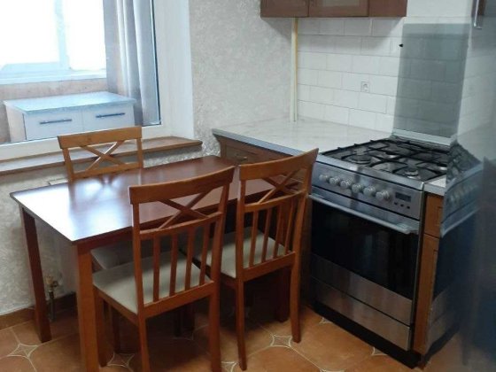 Нові Петрівці вул. Ватутіна 34 продаж 1к квартири з ремонтом Новые Петровцы