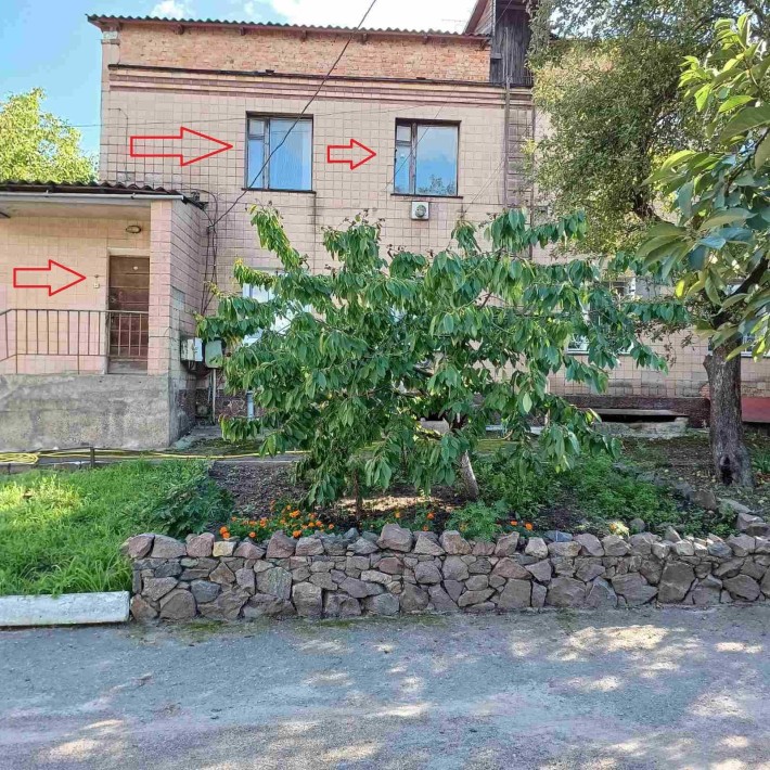 Квартира трикімнатна в Тетіїві Київ. обл. з гаражем, льохом і городом - фото 1