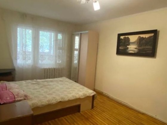 Двокімнатна квартира в центрі Бородянки, Фасад можна під бізнес!! Бородянка