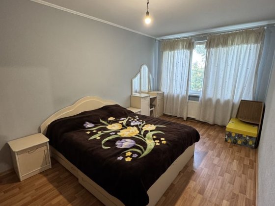 Квартира 2-х кімнатна студія Рокитне