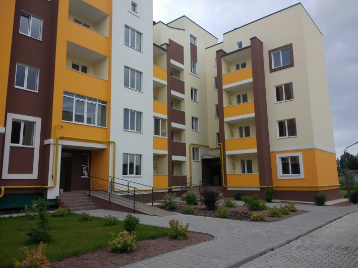 Остання квартира в цій секції, мін. оформлення, Двостороннє планування - фото 1