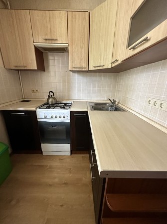 Квартира +гараж+земельна ділянка  за гарну ціну с. Плесецьке - фото 1