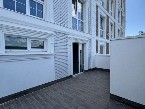 Двокімнатна квартира з терасою, ЖК Оксфорд Чайки