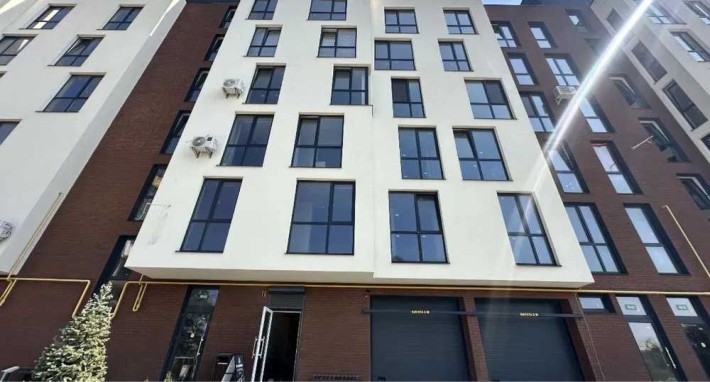 Продаж 1 кім квартири ЖК Вілла Зубра\Сихів Без комісія - фото 1