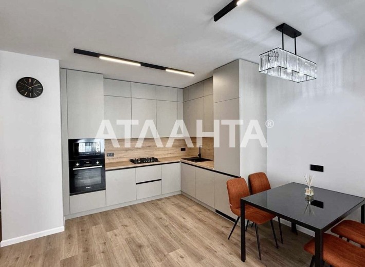 Продається  квартира в ЖК Авалон Холідей з якісним і сучасним ремонтом - фото 1