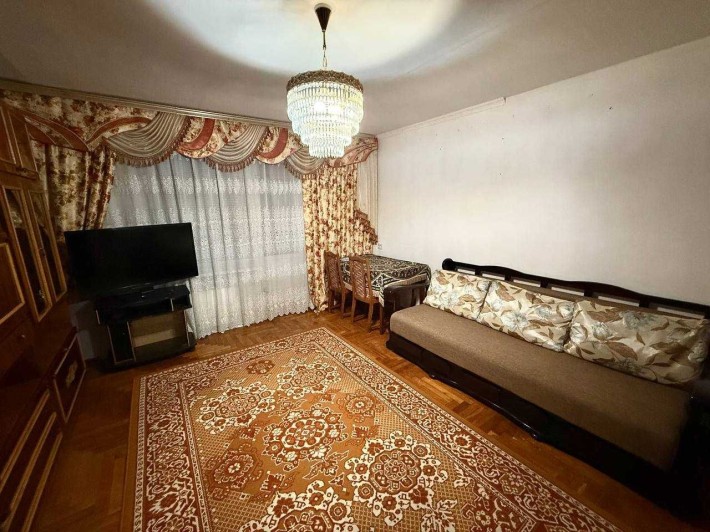 Продаж 3-кімнатної квартири в місті Новояворівськ за вигідною ціною ! - фото 1