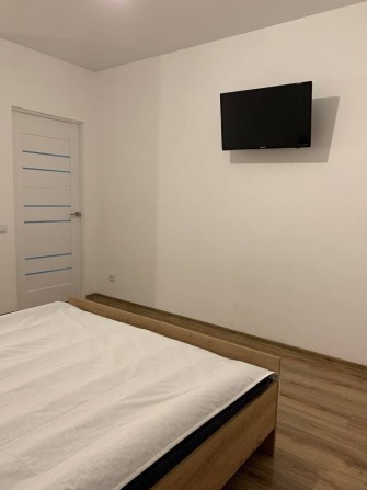 Продам квартиру жк Золотая Эра первый этаж - фото 1