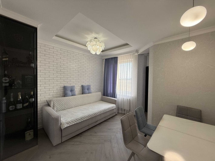 2 комн квартира ЖК Радужный 41,6м2-50000у.е - фото 1