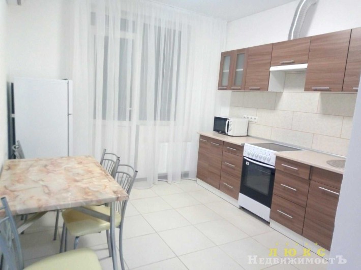 Продам  однокомнатную квартиру в ЖК Акварель 2 - фото 1