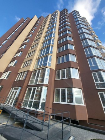 Продам двухкомнатную квартиру - фото 1