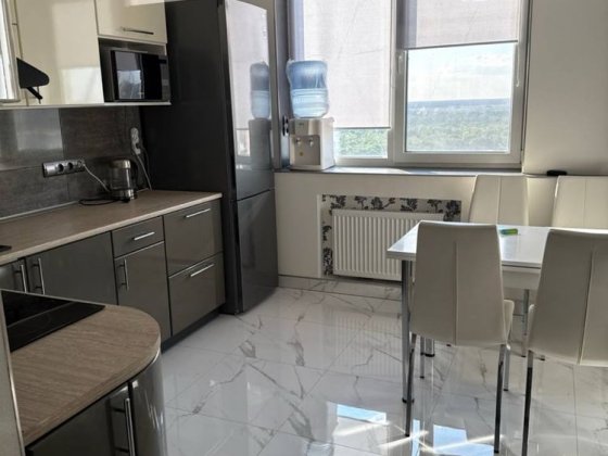 Продам 2 комнатную квартиру с ремонтом мебелью и техникой! Лиманка