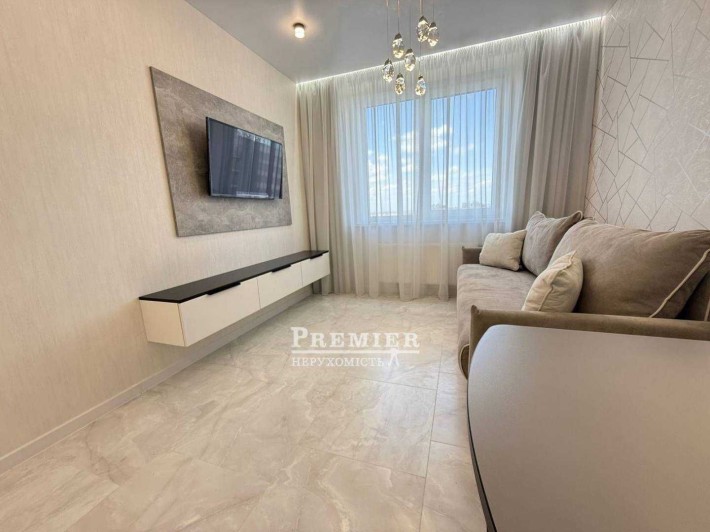 2 комнатная квартира 60 м2 ЖК 53 Жемчужина Ремонт Мебель Техника - фото 1