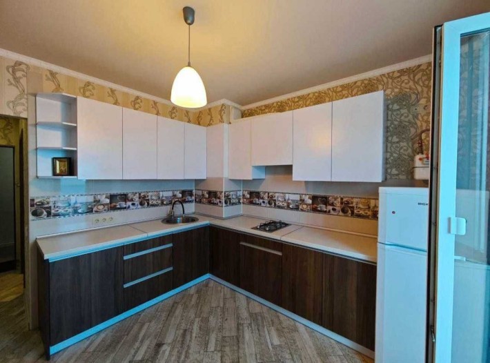 Продам квартиру в ЖК Радужный - фото 1