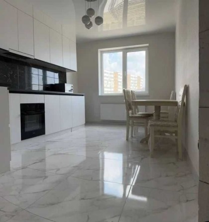 Продам 1 комн.квартиру, новый дом, жк 59-я Жемчужина, ул. Ак. Сахарова - фото 1
