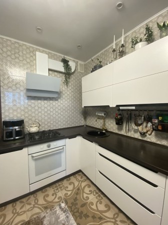 Продам 2 комнатную  квартиру в ЖК Новосёл - фото 1