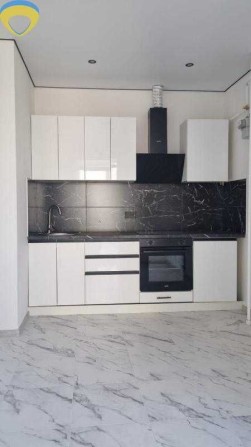 В продажу 2-кімнатна квартира з євроремонтом у ЖК "Розенталь" Таїрова - фото 1