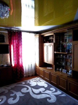 Хорол продам 3-ох кімнатну квартиру з меблями. - фото 1