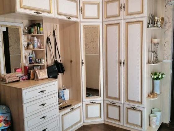 Терміново!Продається 5-ти кімнатна квартира Вараш