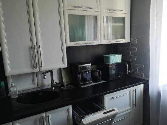 Продам 2 кімнатну квартиру на 2му поверсі Новгород-Северский