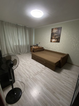 Продам квартиру в місті Остер - фото 1