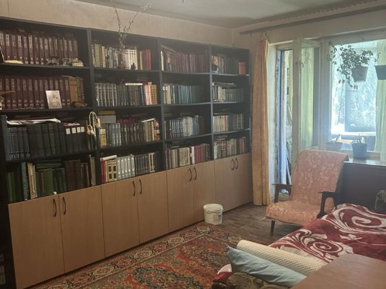 Продам 3-комнатную квартиру в Вольнянске в центре города Вільнянськ