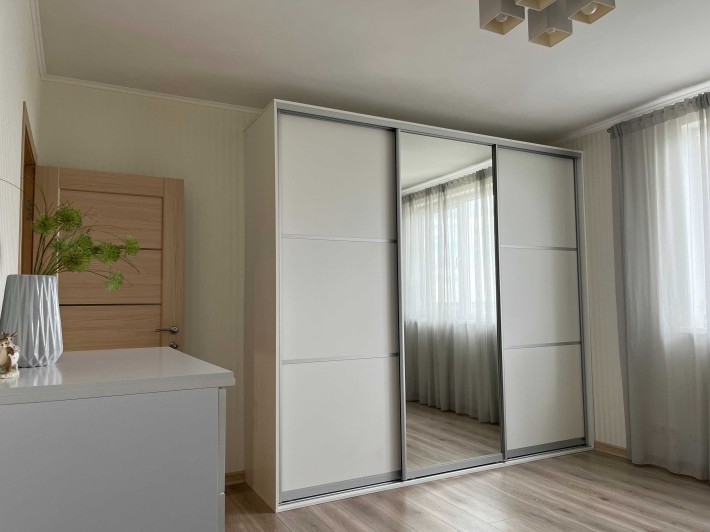 Продаж квартири в центрі з меблями і технікою. - фото 1