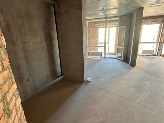 Продам 4-кімнатну (чотирикімнатну) квартиру в Броварах Бровары