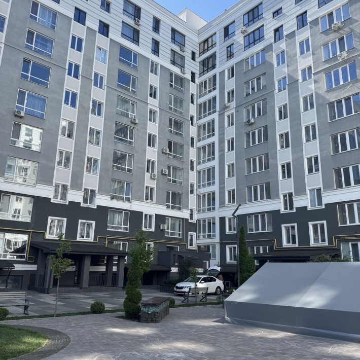 Готова двокімнатна з частковим ремонтом - фото 1
