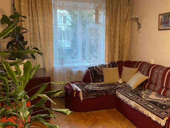 Трикімнатна квартира в Броварах Бровары