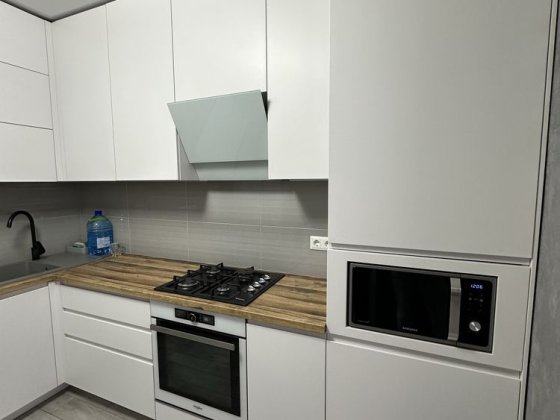 Продаж 1км. квартира, 46кв.м, м. Київ, Боголюбова 31 Вишневе