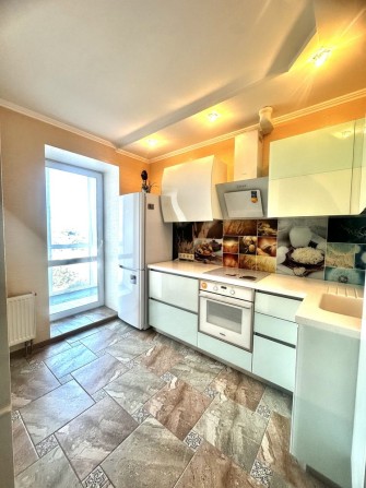Продам 1 о кімнатну квартиру вул. Привокзальна 8, Бориспіль - фото 1