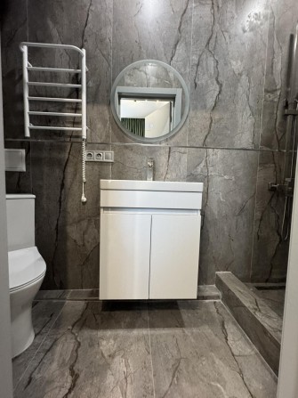 СУПЕР ЦІНА! Квартира з новим ремонтом! БЕЗ КОМІСІЇ! - фото 1