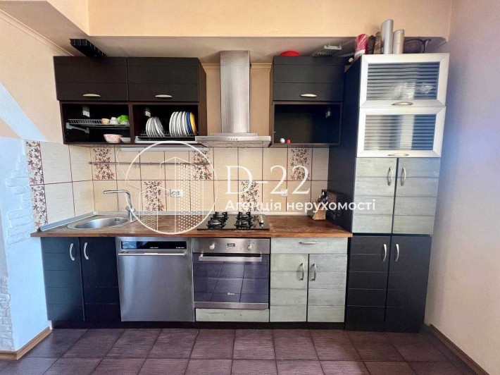 Продаж  3-кімнатна квартира  у  Броварах, Симоненка 4"район Сади" - фото 1