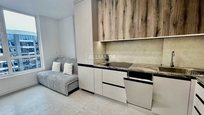 продаж 2кімнатної квартири з ремонтом - фото 1