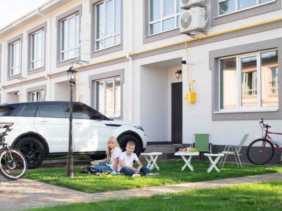 продаж таунхаус 2кім квартира/41500 Борисполь