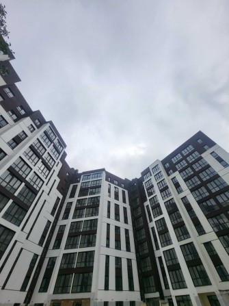 Продаж 1-кімнатної квартири в новому ЖК біля міського озера! - фото 1