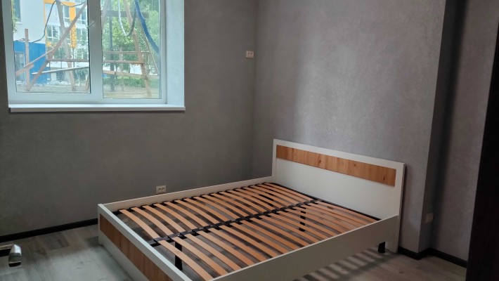 Продам однокімнатну квартиру з свіжим ремонтом та меблями. - фото 1