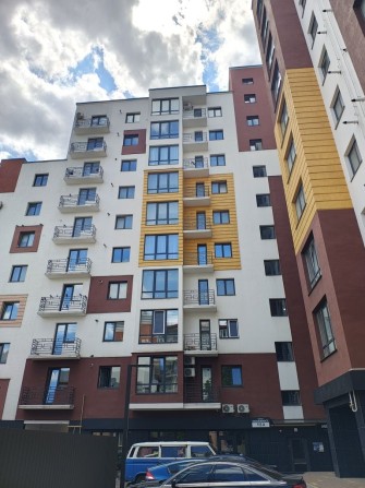 Двокімнатна квартира в центрі міста Івано-Франківська - фото 1